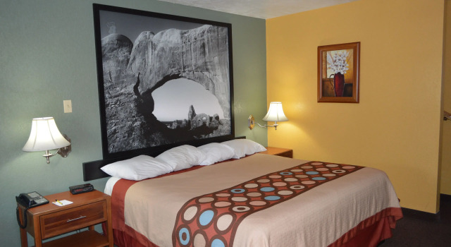 Номер Standard Super 8 by Wyndham St. George UT