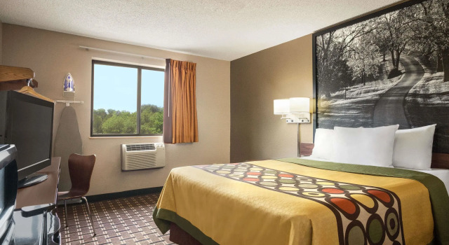Standard Doppel Zimmer Super 8 by Wyndham Mayfield