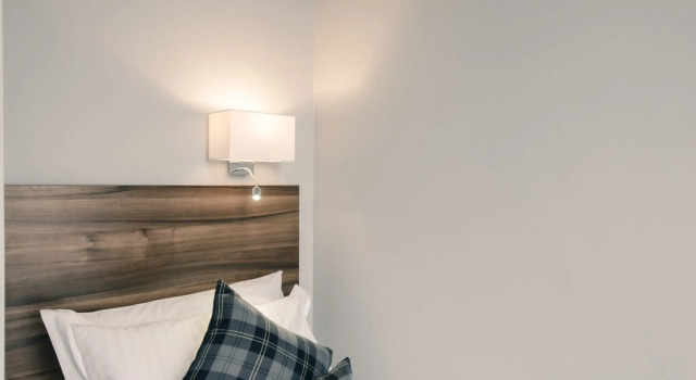 Одноместный номер Standard Royal West End Hotel