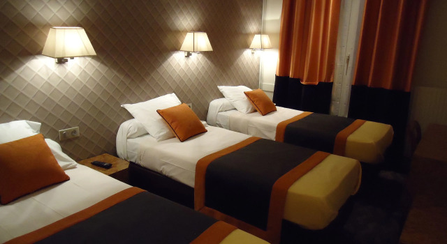 Трёхместный номер Standard Hotel dAmiens