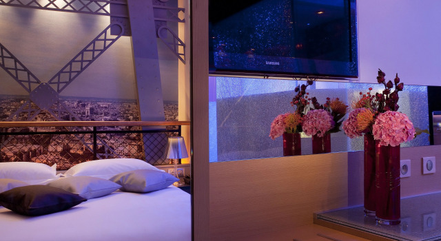 Двухместный номер Eiffel Tower Spa Bath Secret de Paris - Hotel & Spa