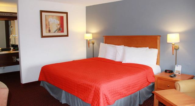 Номер Standard Howard Johnson Inn - Kent