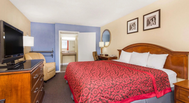 Двухместный номер Standard Days Inn by Wyndham College Park Airport Best Road