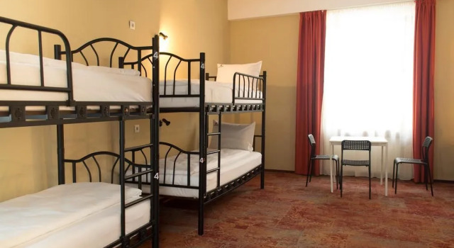 Кровать в общем номере B13 Hostel