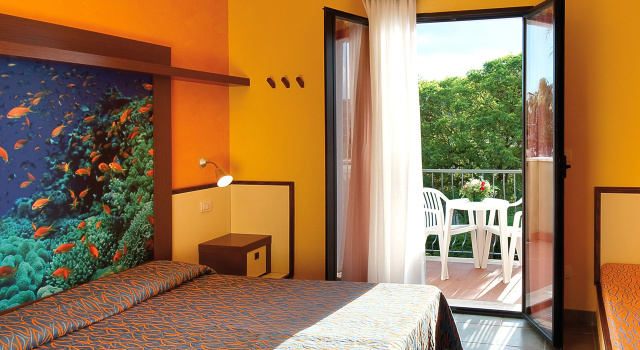 Standard Triple room Serenè Resort
