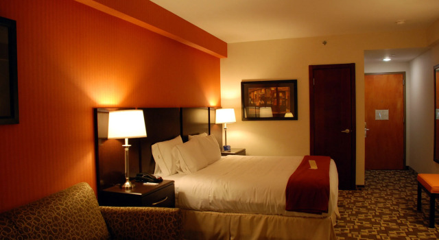 Двухместный люкс Holiday Inn Express Maspeth by IHG