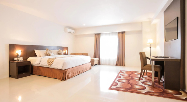Люкс Grand Asia Hotel