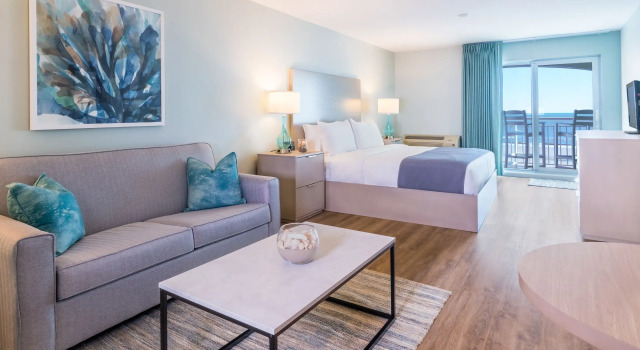 Номер с балконом и oceanfront The Palms Oceanfront Hotel
