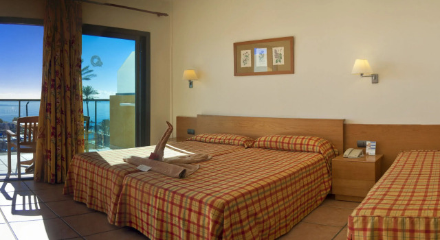 Семейный номер Standard SBH Club Paraiso Playa