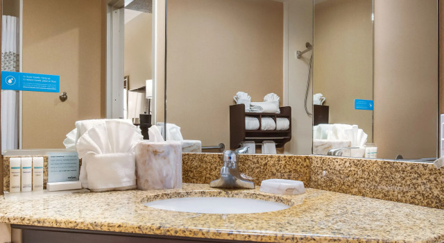 Двухместный номер Standard Hampton Inn Columbus-West