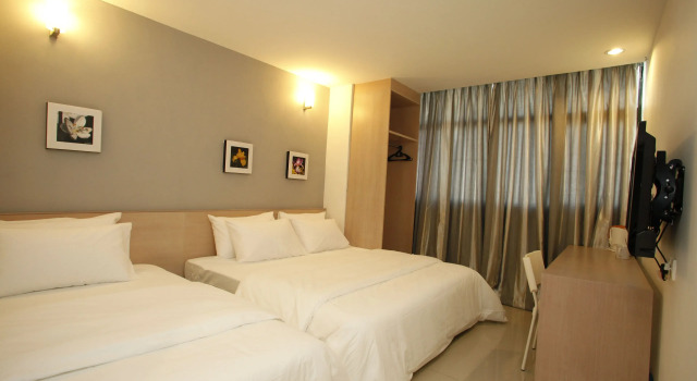Семейный номер Standard Iris Garden Hotel