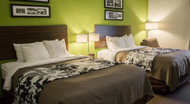 Четырёхместный номер Standard Sleep Inn And Suites