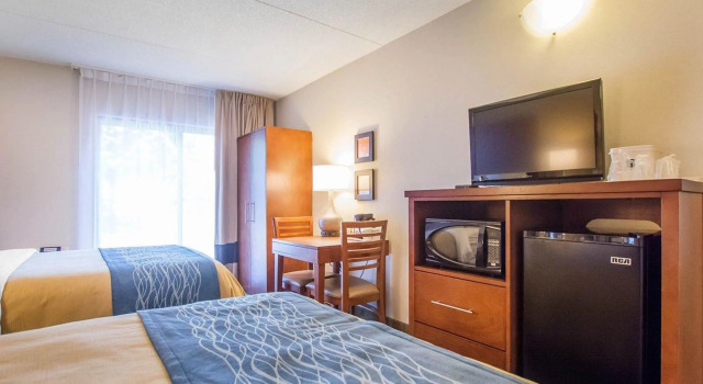 Четырёхместный номер Standard Comfort Inn