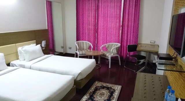 Двухместный номер Standard Rosewood International Hotel