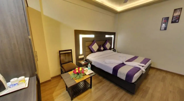 Одноместный номер Standard Hotel Samrat