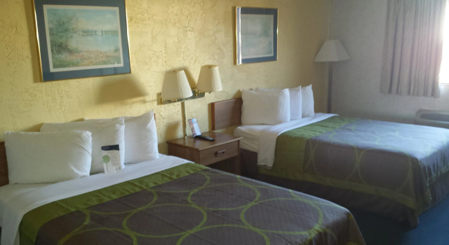 Четырёхместный номер Standard Motel 6-Prospect Heights, IL