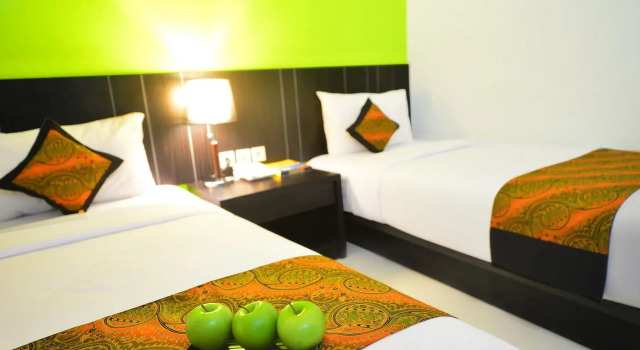 Номер Deluxe J Hotel - Bandara Soekarno Hatta