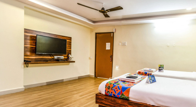 Люкс Superior FabHotel Magnum Pride