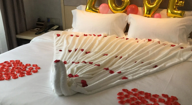 Двухместный номер Standard Lavande Hotel Qingdao Wusi Plaza Branch