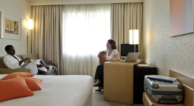 Номер Superior Novotel Massy Palaiseau