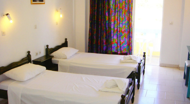 Студия с балконом и с красивым видом из окна Rose Hotel Faliraki