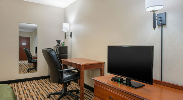 Двухместный номер Standard Baymont by Wyndham Port Wentworth