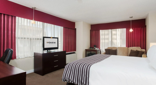 Двухместный номер Standard Sandman Signature Calgary Downtown Hotel