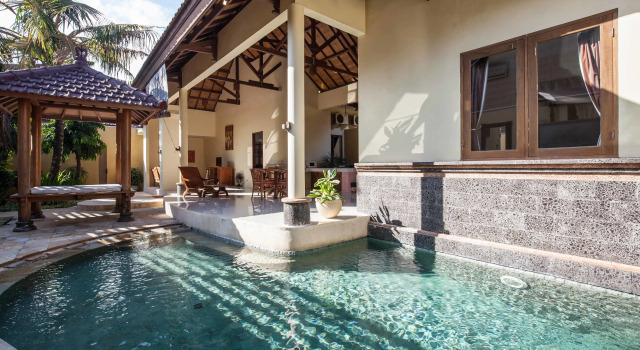 Вилла с 2 комнатами Putri Bali Seminyak Villa