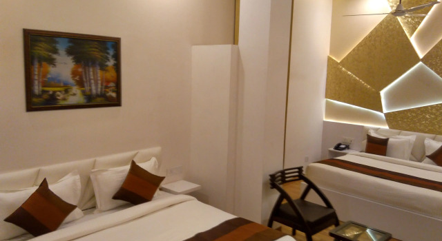 Номер Luxury Sallow Royal Suites by Dew Drop