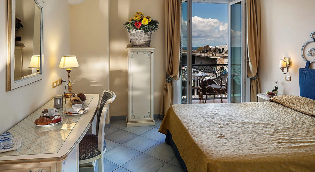 Полулюкс Hotel Nettuno
