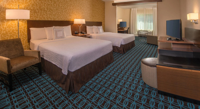 Люкс Fairfield Inn & Suites by Marriott Richmond Ashland
