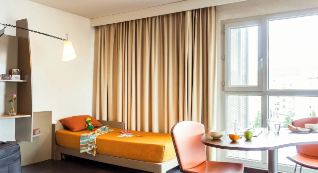 Студия с балконом Aparthotel Adagio Annecy Centre