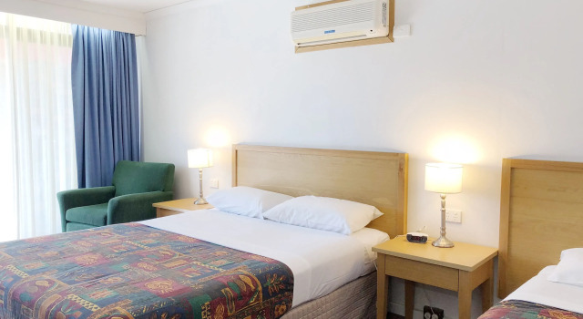 Двухместный номер Standard Statesman Motor Inn