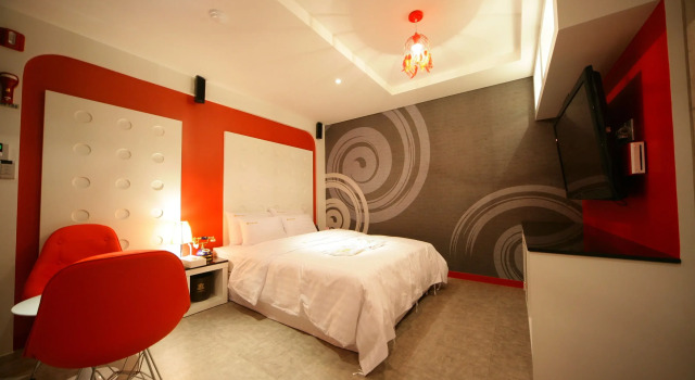 Полулюкс LaNuit Hotel