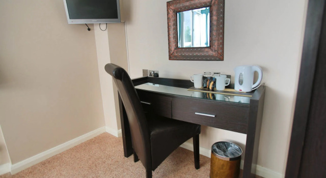 Одноместный номер Standard Oaklands Hotel