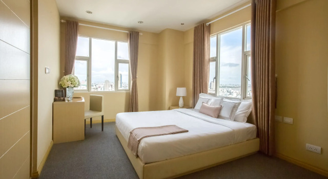 Люкс с 2 комнатами Vinh Trung Plaza Hotel