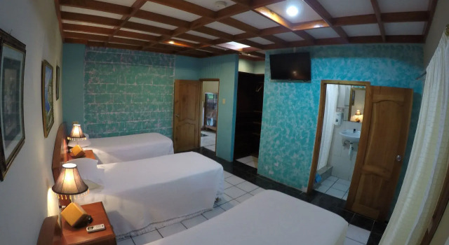 Четырёхместный номер Standard La Peregrina Galapagos B&B