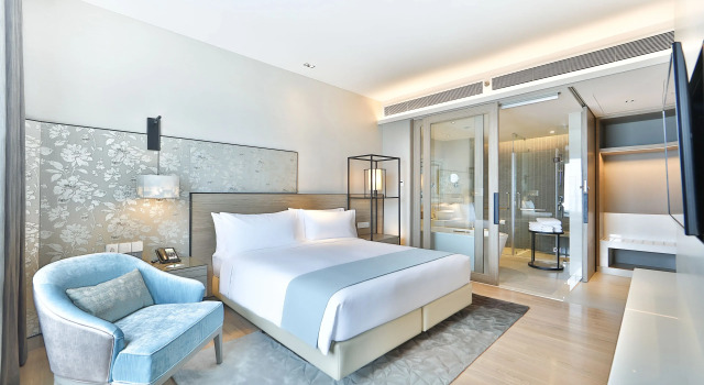 Люкс c 1 комнатой Holiday Inn & Suites Rayong City Centre by IHG