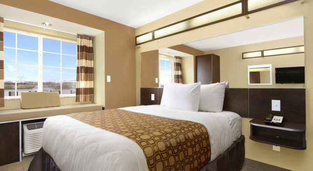 Двухместный номер Standard Microtel Inn & Suites by Wyndham