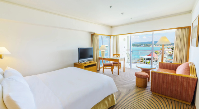 Двухместный номер Standard Renaissance Okinawa Resort