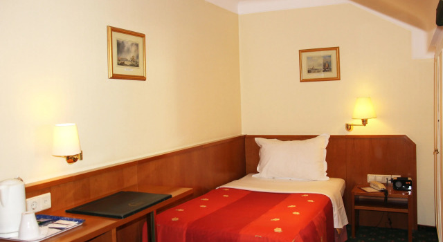 Standardowy pokój Hotel Carlton
