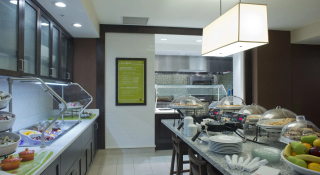 Четырёхместный номер Standard Graduate by Hilton Knoxville