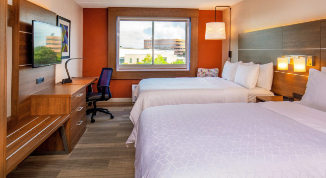 Четырёхместный номер Standard Holiday Inn Express Chesapeake - Norfolk by IHG
