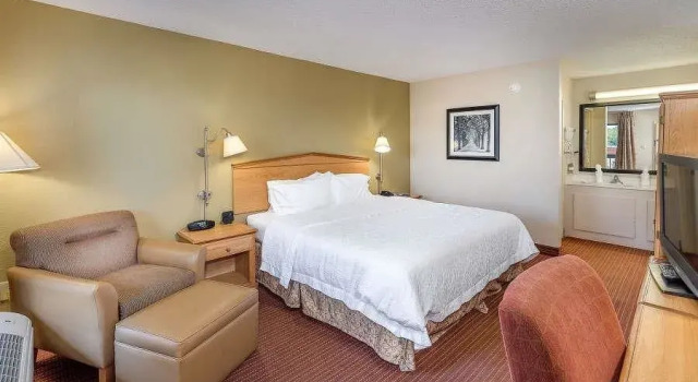 Двухместный номер Deluxe Park Inn by Radisson, Columbus State University Area