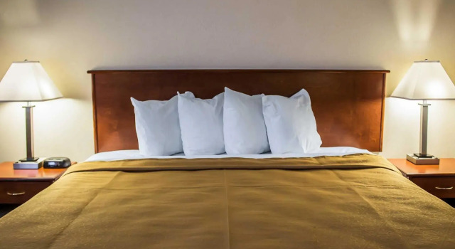 Двухместный номер Standard Baymont by Wyndham Youngstown