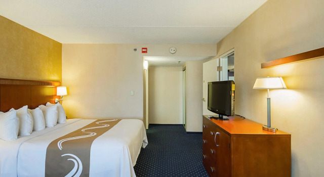 Двухместный люкс Quality Inn Boston-Revere