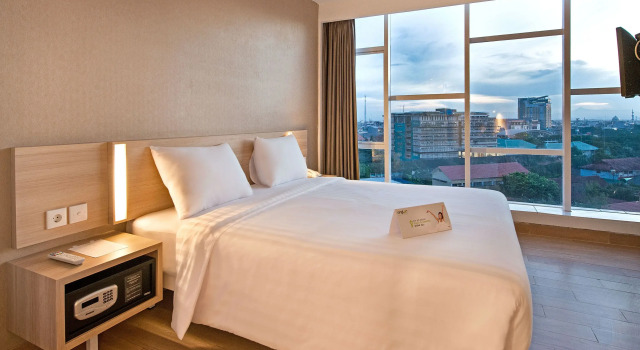 Двухместный номер Superior Whiz Prime Hotel Hasanuddin Makassar
