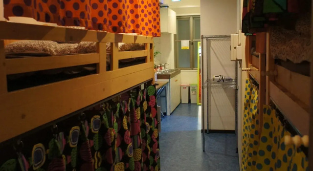 Кровать в общем номере Hostel BASE POINT Osaka
