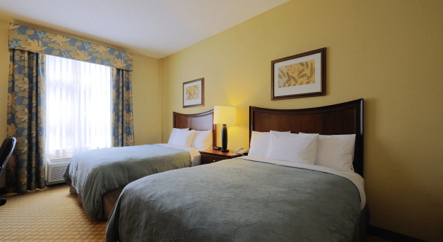 Четырёхместный номер Standard Spark By Hilton Orangeburg