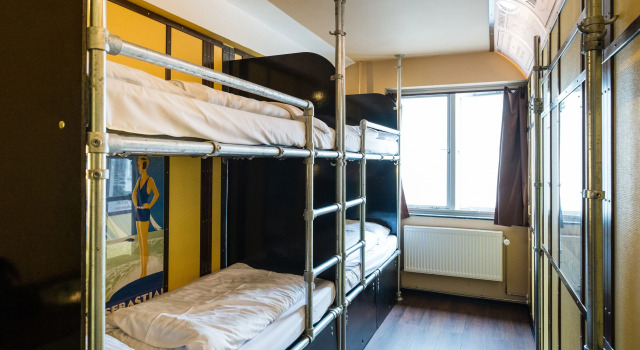 Кровать в общем номере Copenhagen Downtown Hostel